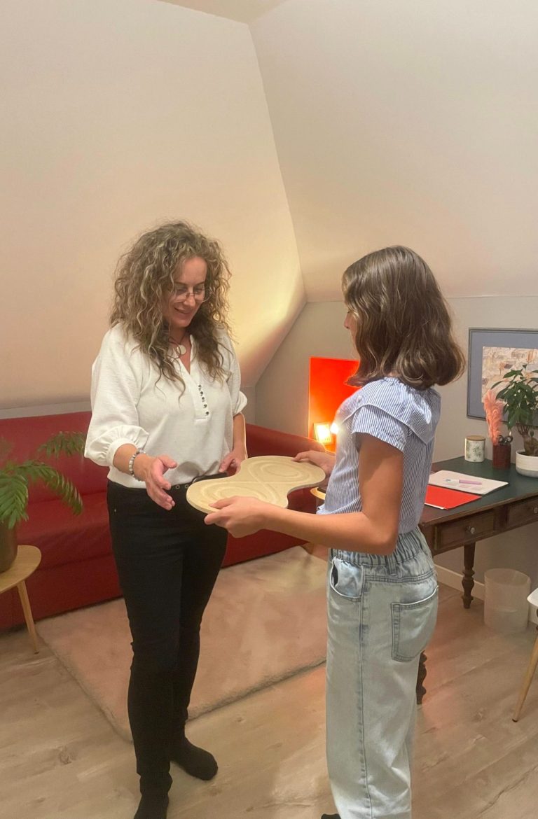 Séance d'intégration des réflexes archaïques - Accompagnement thérapeutique personnalisé pour enfants et adultes à Chambéry Barby Savoie