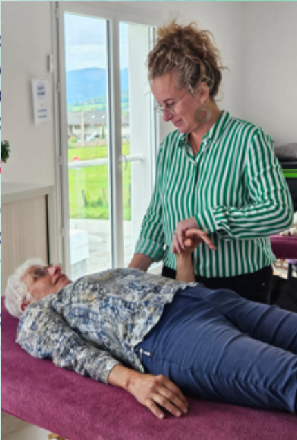 Séance d'intégration des réflexes archaïques - Accompagnement thérapeutique personnalisé pour enfants et adultes à Chambéry Barby Savoie